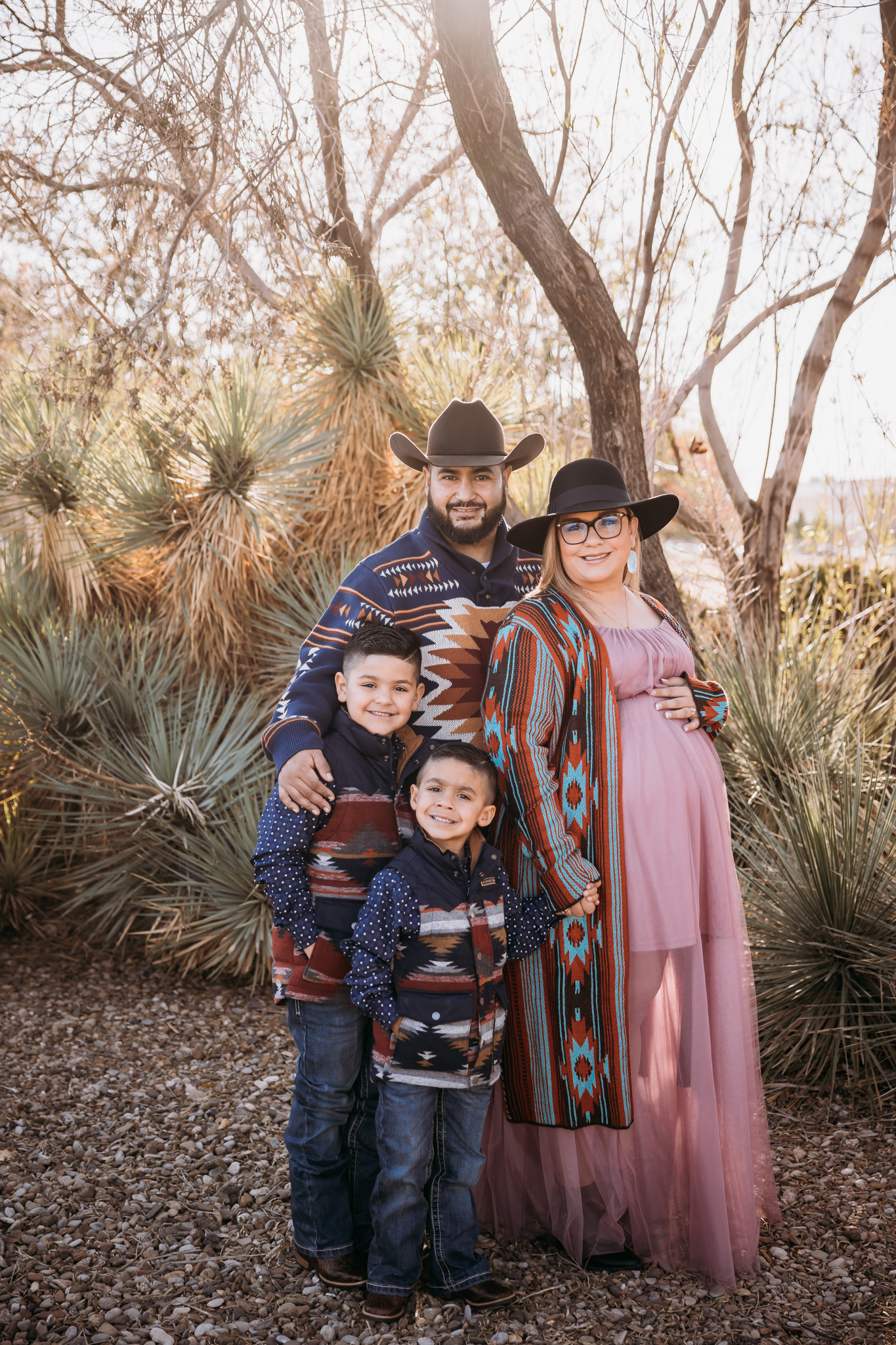 Family Photography Maternity Photography in Odessa Texas by Dustee Jade Photography